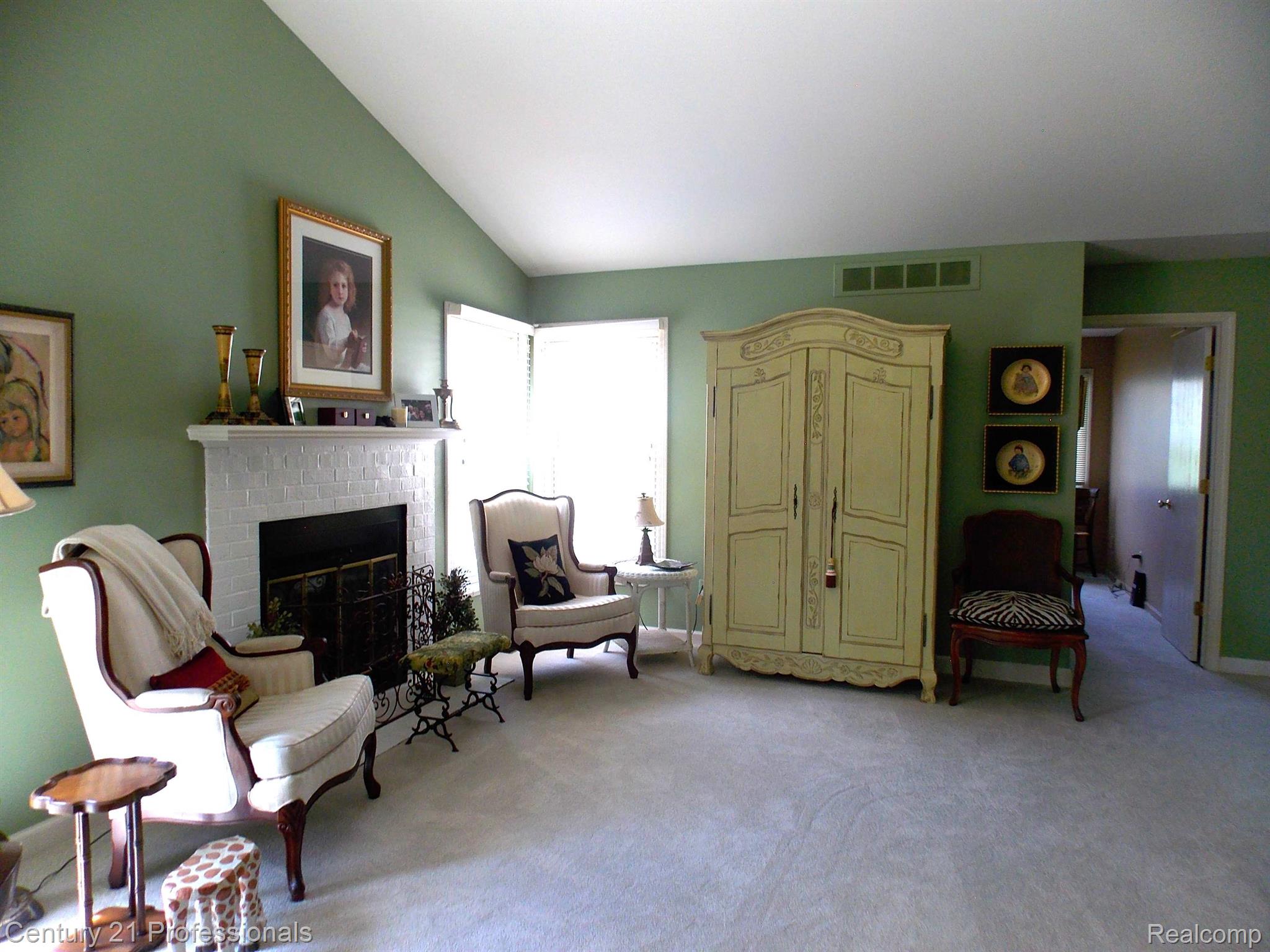 1580 Colony Drive Rochester, MI 48307 - Photo 10 of 28 Gallery Image 10
