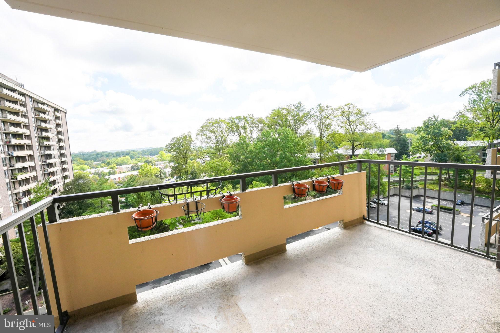 1808 Old Meadow Road, Unit 912 McLean, VA 22102 - Photo 14 of 33 Scenic Views / Front of building
