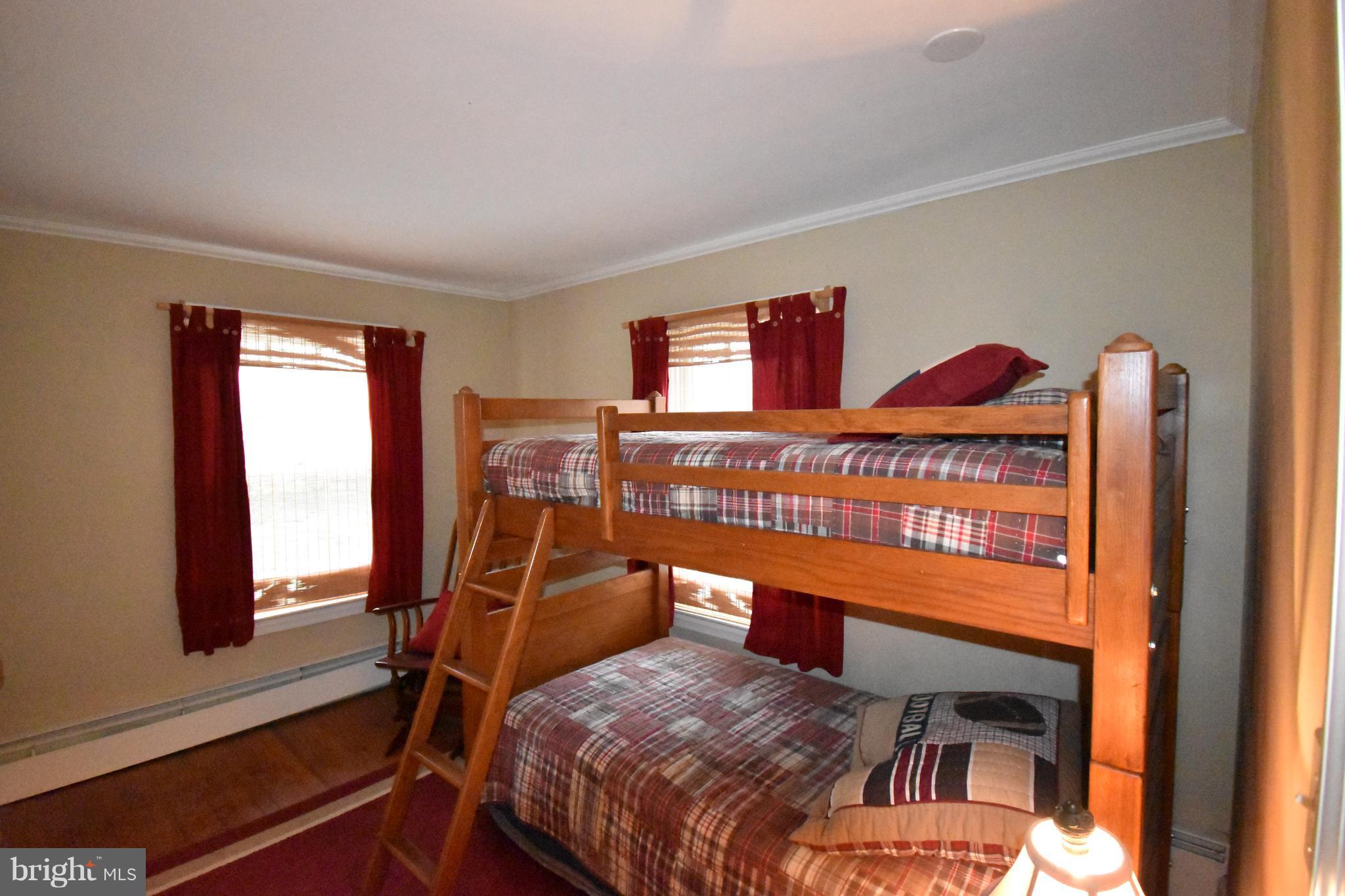 40 Algonquin Road Cambridge, MD 21613 - Photo 24 of 30 Bedroom