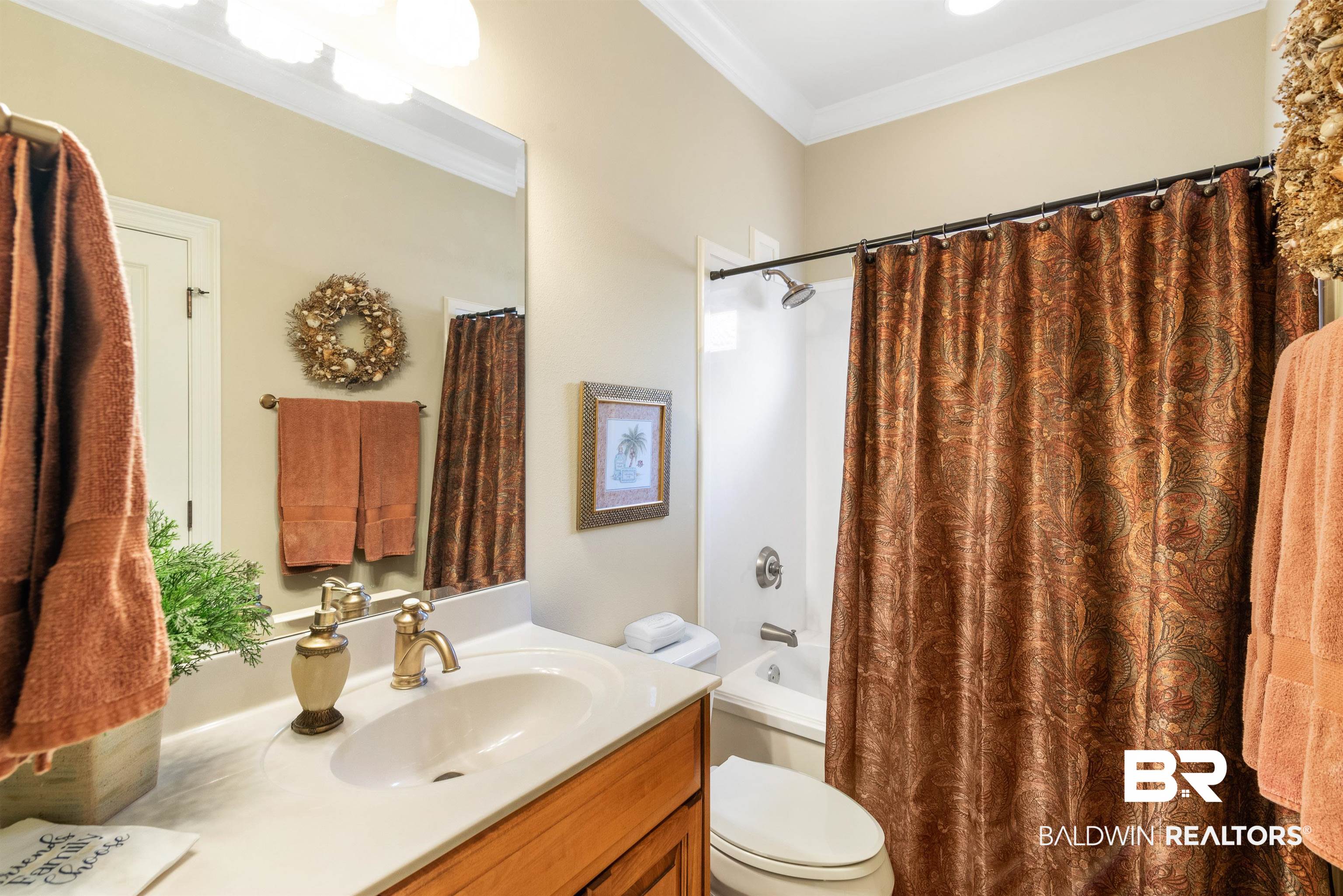 22535 Inverness Way Foley, AL 36535 - Photo 40 of 46 Guest bath