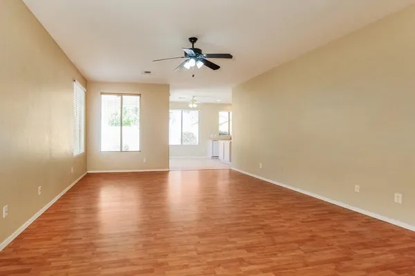 $2,450 | 20734 North 94th Lane, Peoria, AZ 85382