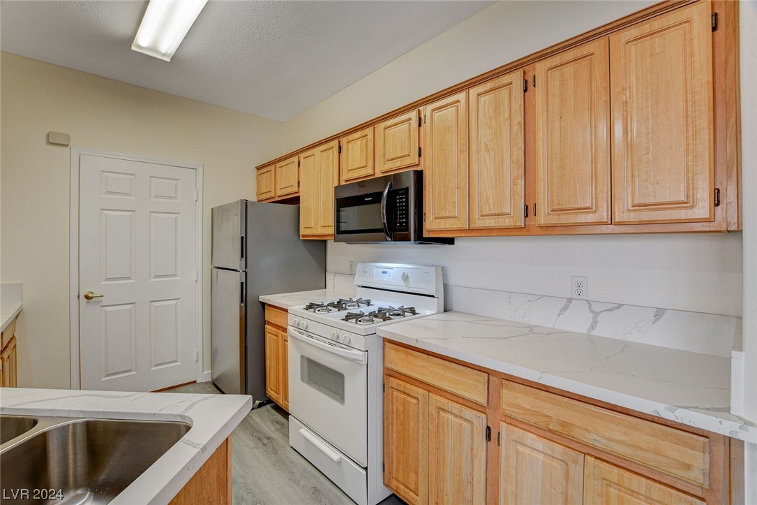 8555 West Russell Road, Unit 2086 Las Vegas, NV 89113 - Photo 12 of 44 Gallery Image 12