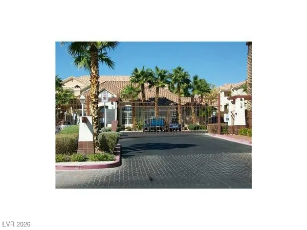 $1,600 | 5855 Valley Drive, Unit 2029, North Las Vegas, NV 89031