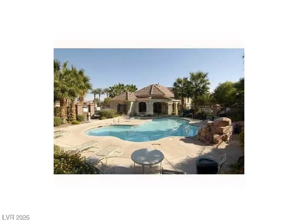 $1,600 | 5855 Valley Drive, Unit 2029, North Las Vegas, NV 89031