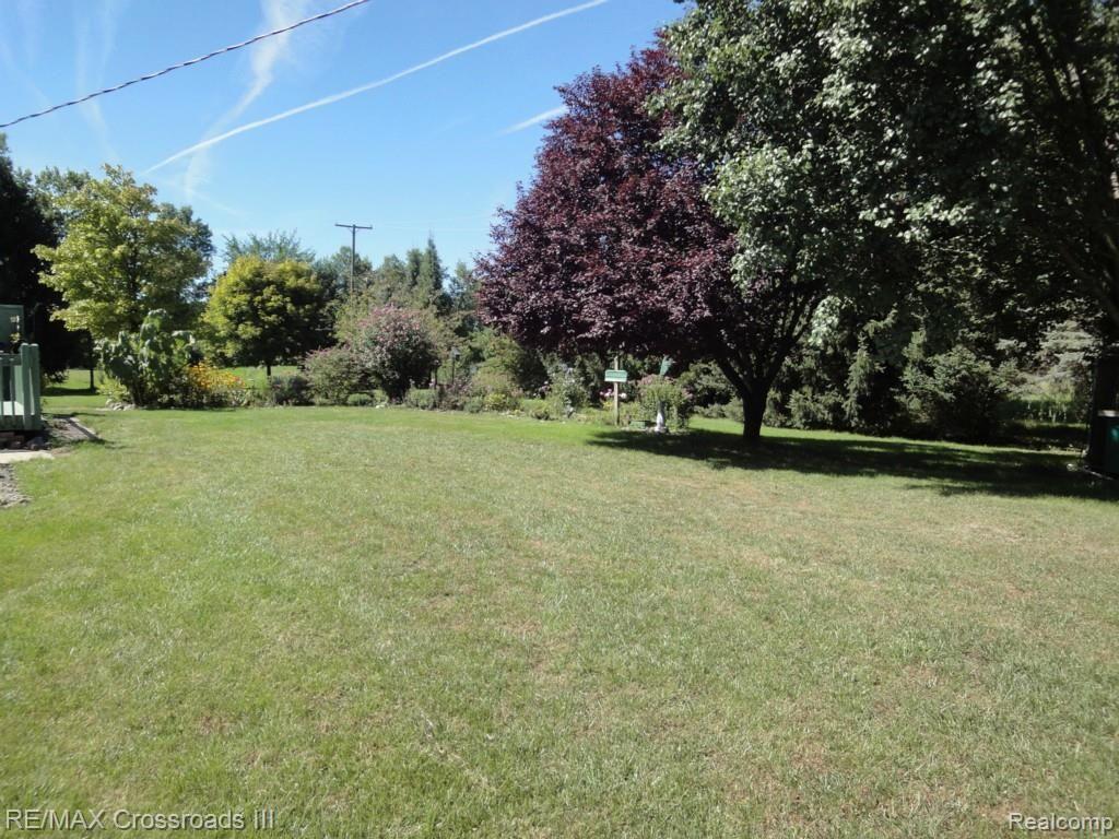 47530 Harris Road Belleville, MI 48111 - Photo 12 of 13 DSC00587.jpg