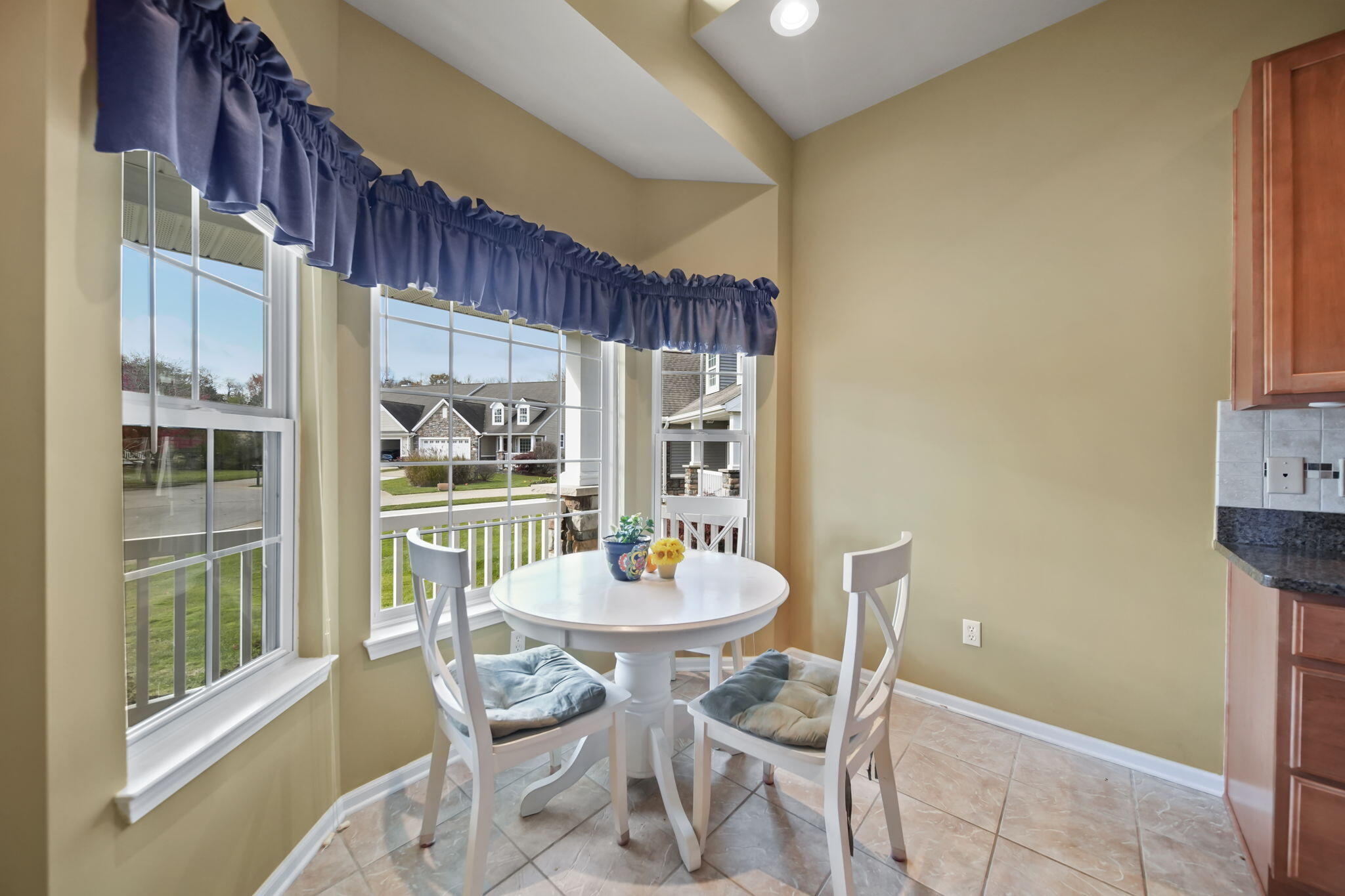 4650 Suffolk Lane, Unit 31 Jackson, MI 49201 - Photo 15 of 33 7-web-or-mls-DSC04507