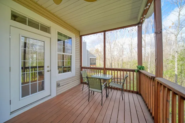 $339,900 | 4650 Suffolk Lane, Unit 31, Jackson, MI 49201