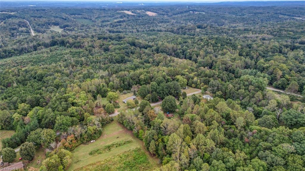 172 Dillard Road Reidsville, NC 27320 - Photo 6 of 9 Gallery Image 6