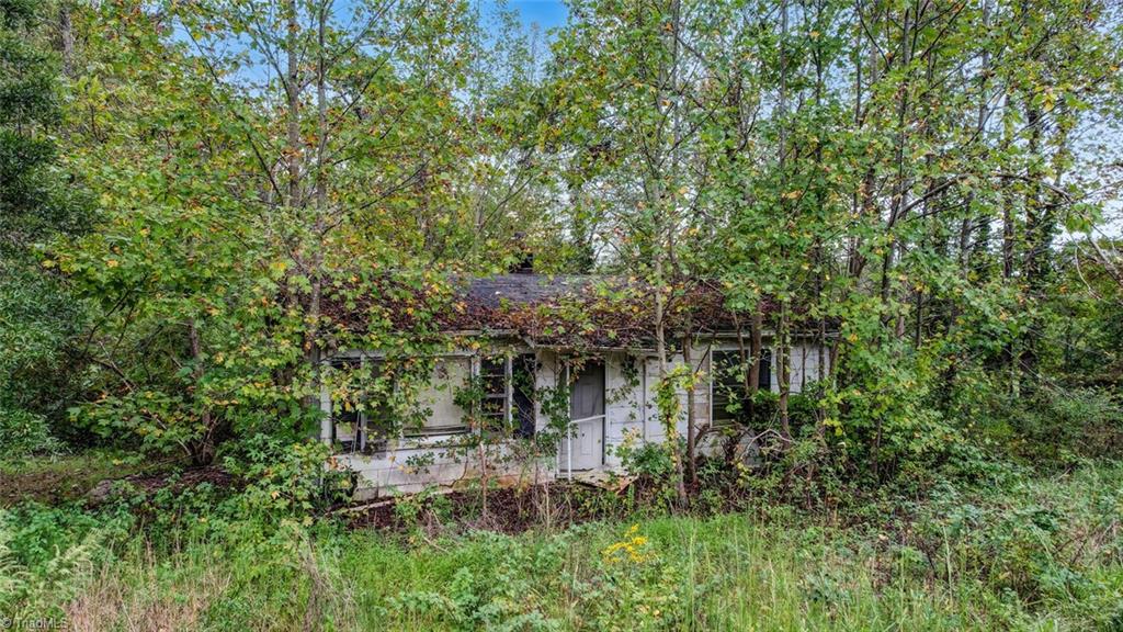 172 Dillard Road Reidsville, NC 27320 - Photo 8 of 9 Gallery Image 8