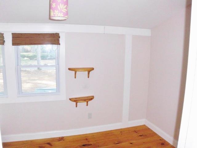 26 Tomahawk Drive Buzzards Bay, MA 02532 - Photo 8 of 20 251-596854 - bedroom 1