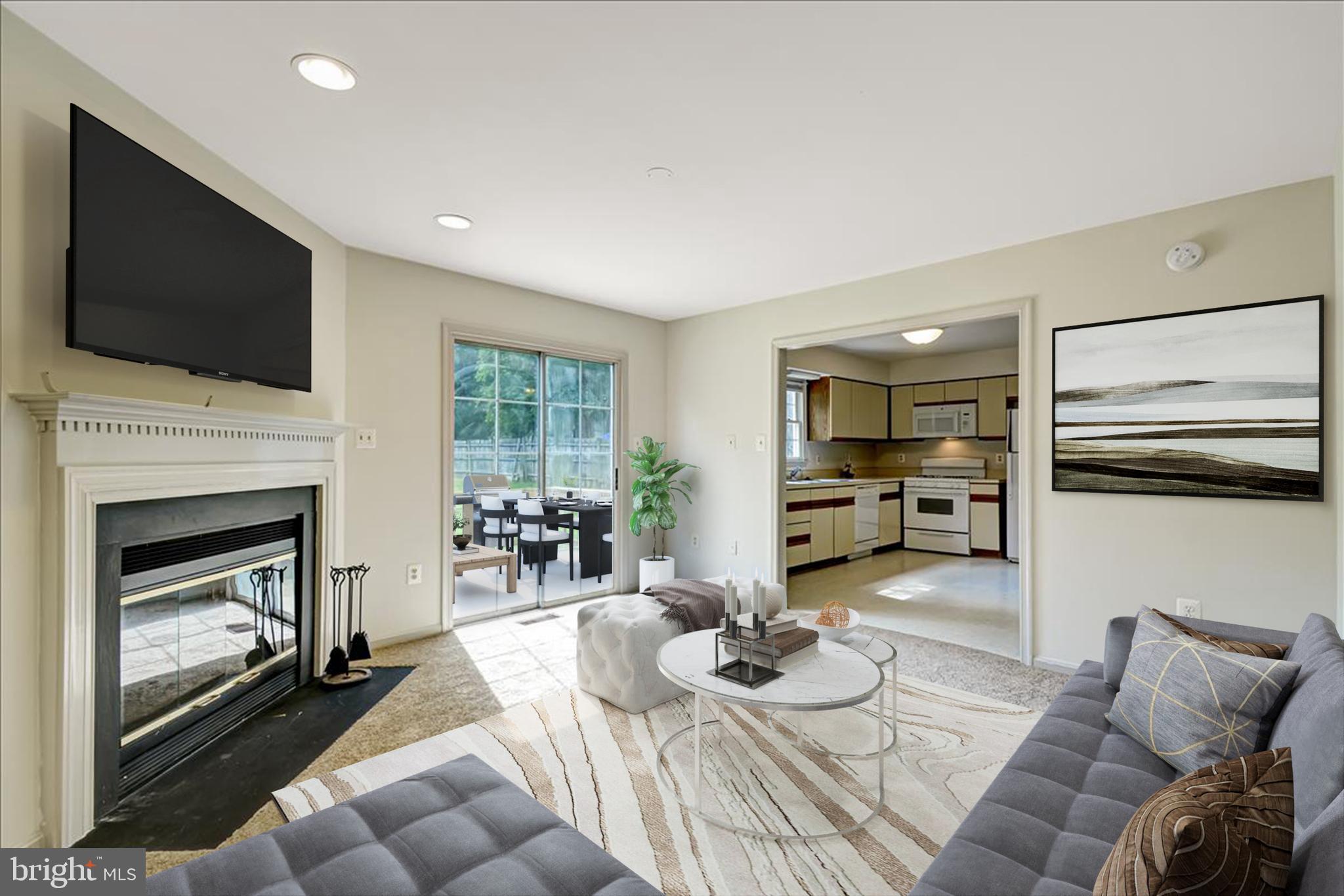 809 Hollywood Avenue Silver Spring, MD 20904 - Photo 17 of 36 Family Room Virtually Staged