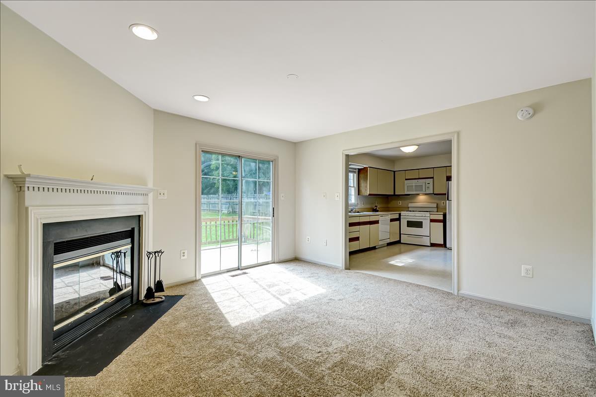 809 Hollywood Avenue Silver Spring, MD 20904 - Photo 18 of 36 Brand new Carpeting in Family Room