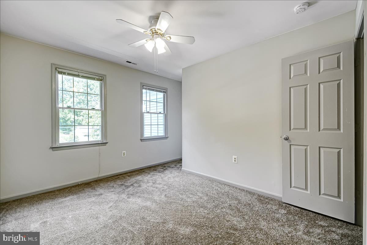 809 Hollywood Avenue Silver Spring, MD 20904 - Photo 29 of 36 2rd Bedroom Upstairs