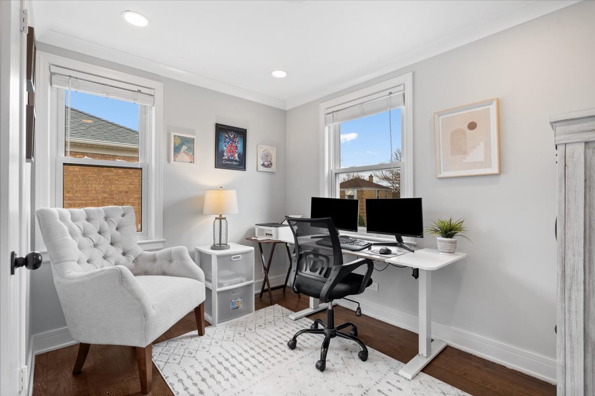 5542 North Osceola Avenue Chicago, IL 60656 - Photo 11 of 19