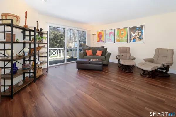 $579,000 | 4025 Park Avenue, Unit 4025, Fairfield, CT 06825