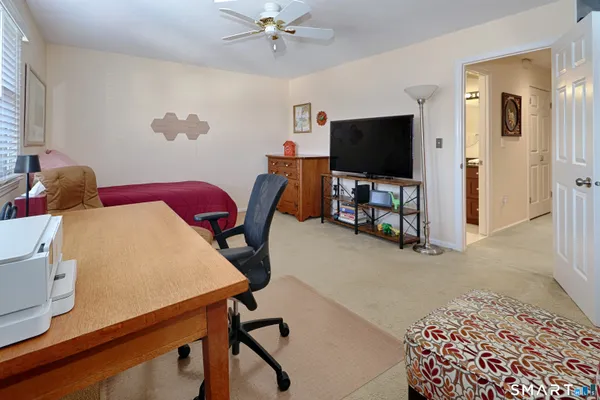 $579,000 | 4025 Park Avenue, Unit 4025, Fairfield, CT 06825