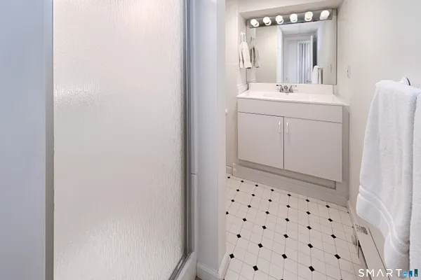 $579,000 | 4025 Park Avenue, Unit 4025, Fairfield, CT 06825
