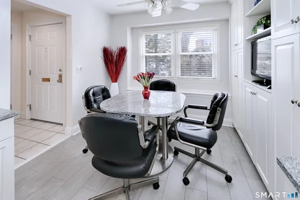 $579,000 | 4025 Park Avenue, Unit 4025, Fairfield, CT 06825