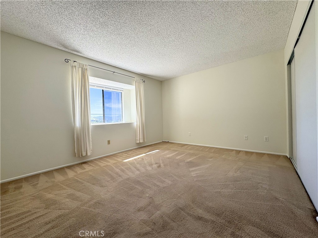 208 Deborah Court Riverside, CA 92507 - Photo 10 of 17 Primary Suite