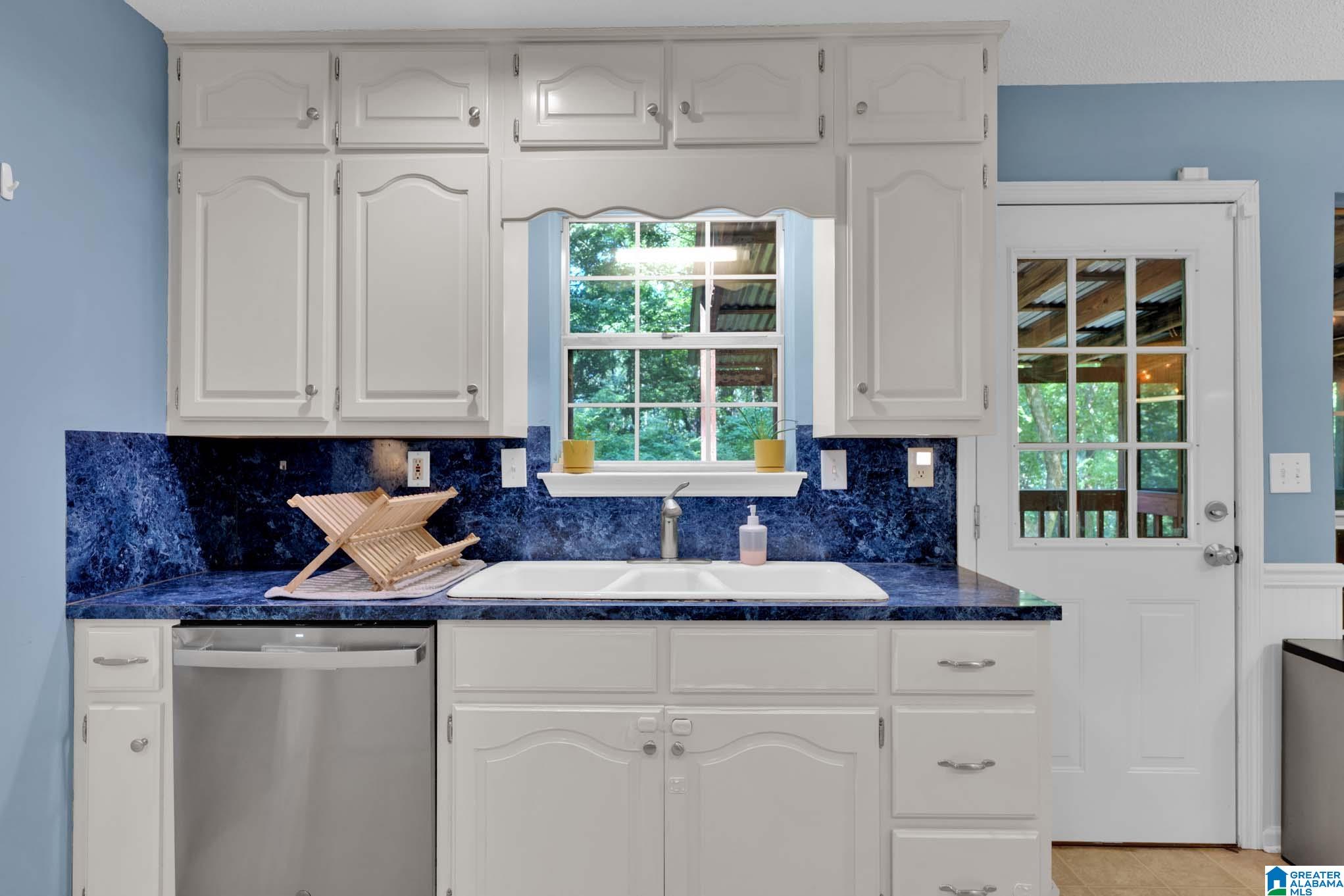 659 Ridge Top Circle Birmingham, AL 35206 - Photo 12 of 42 Gallery Image 12