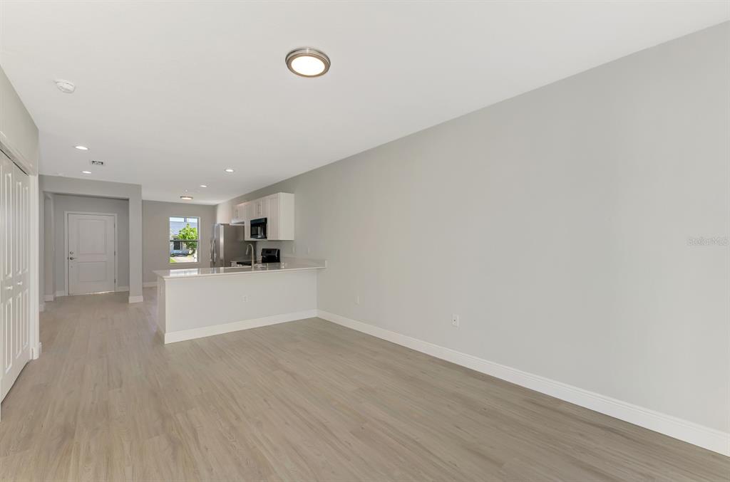 11223 Pendleton Avenue Englewood, FL 34224 - Photo 22 of 86