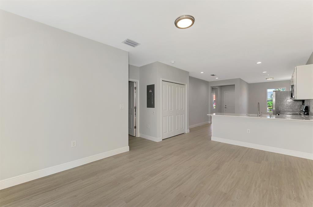 11223 Pendleton Avenue Englewood, FL 34224 - Photo 23 of 86