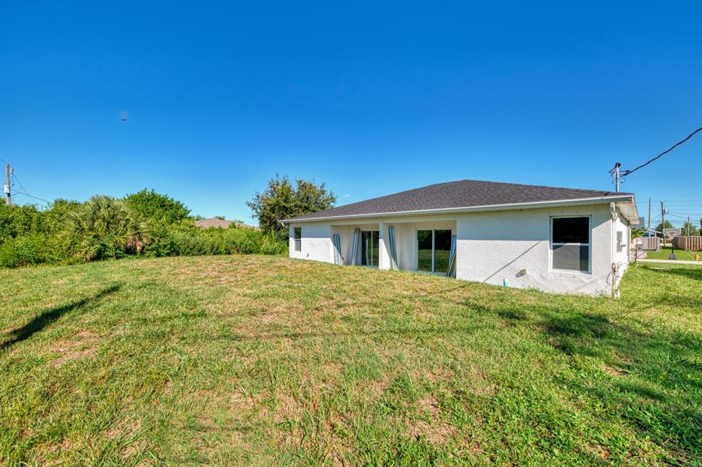 11223 Pendleton Avenue Englewood, FL 34224 - Photo 38 of 86