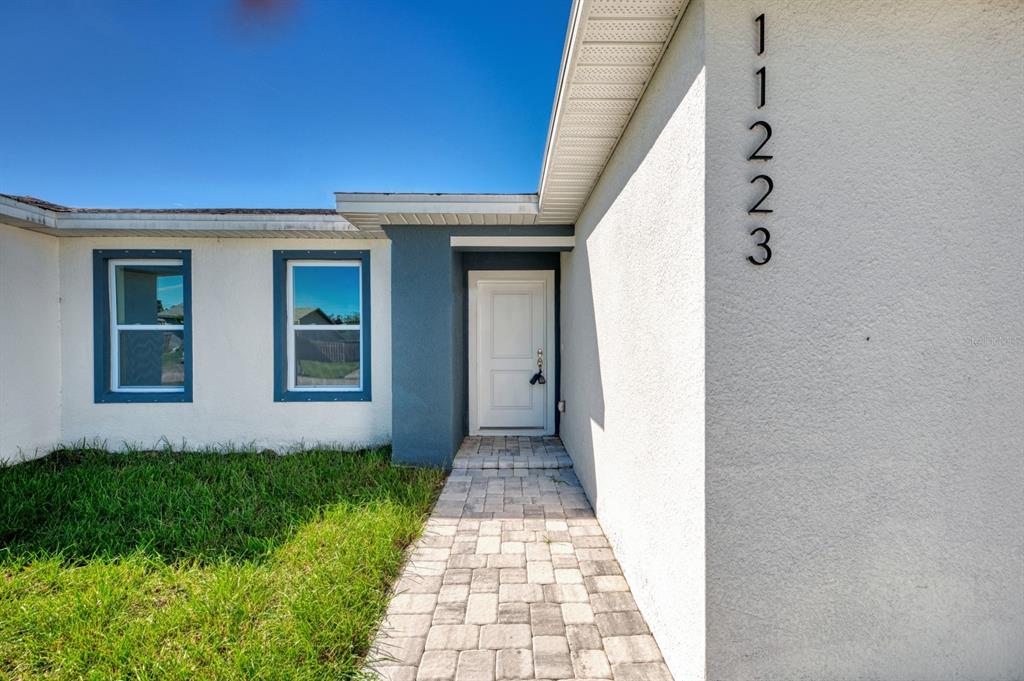 11223 Pendleton Avenue Englewood, FL 34224 - Photo 4 of 86