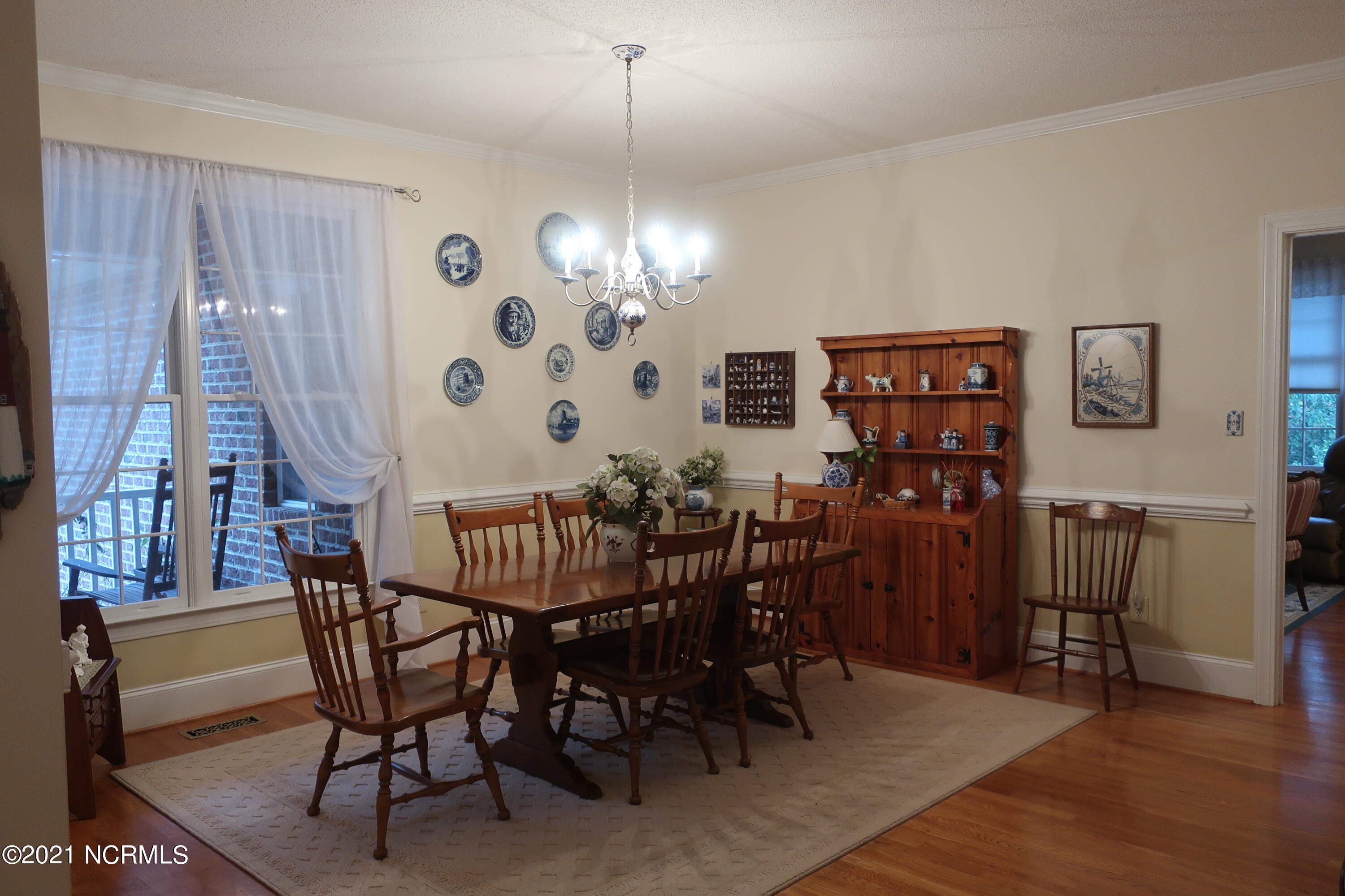 206 Channel Run Washington, NC 27889 - Photo 9 of 29 009 dining room