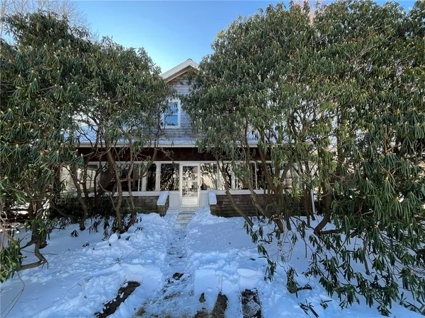 $1,750,000 | 127 Longfellow Road, Jamestown, RI 02835