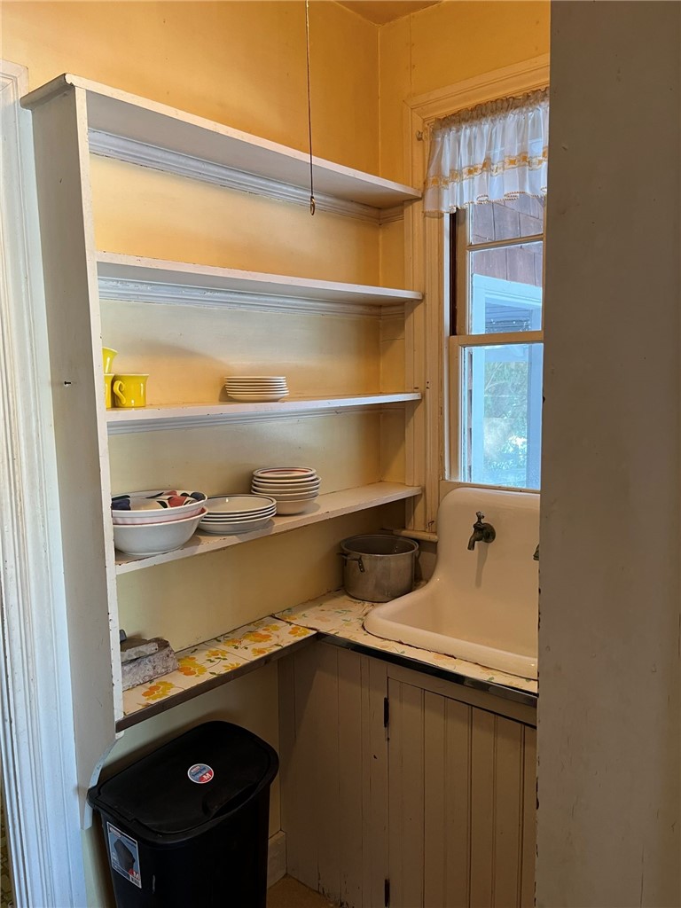 127 Longfellow Road Jamestown, RI 02835 - Photo 8 of 21 Butler's Pantry