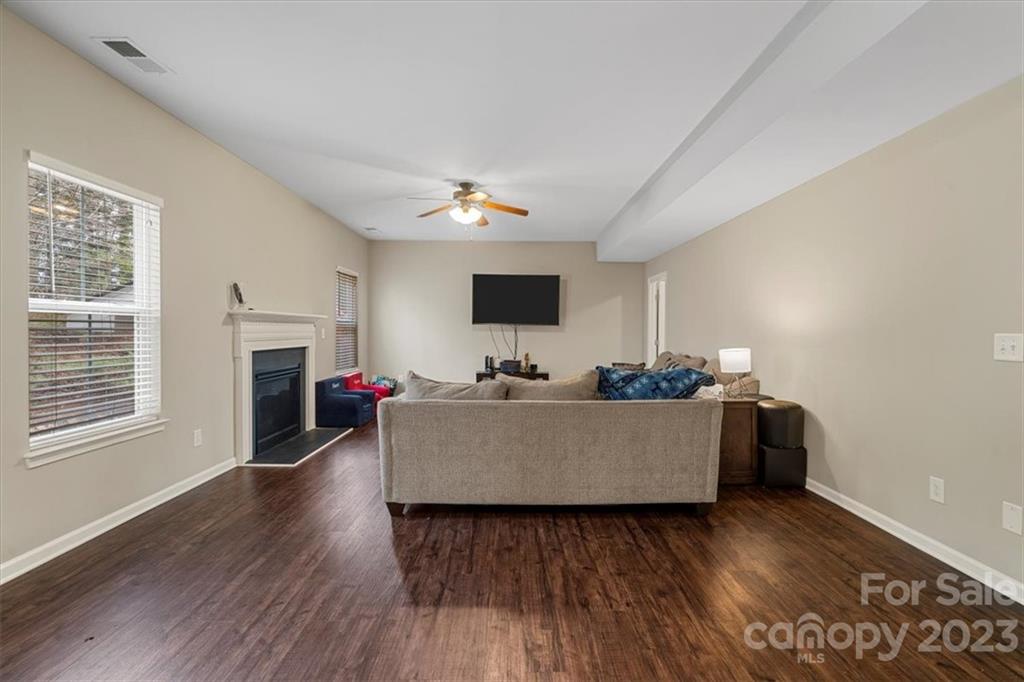 359 Chorus Road Fort Mill, SC 29715 - Photo 16 of 40 Gallery Image 16