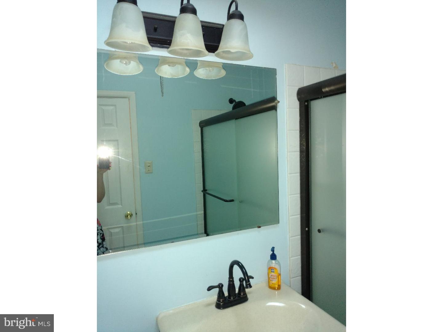 3734 Academy Road Philadelphia, PA 19154 - Photo 17 of 25 Bathroom
