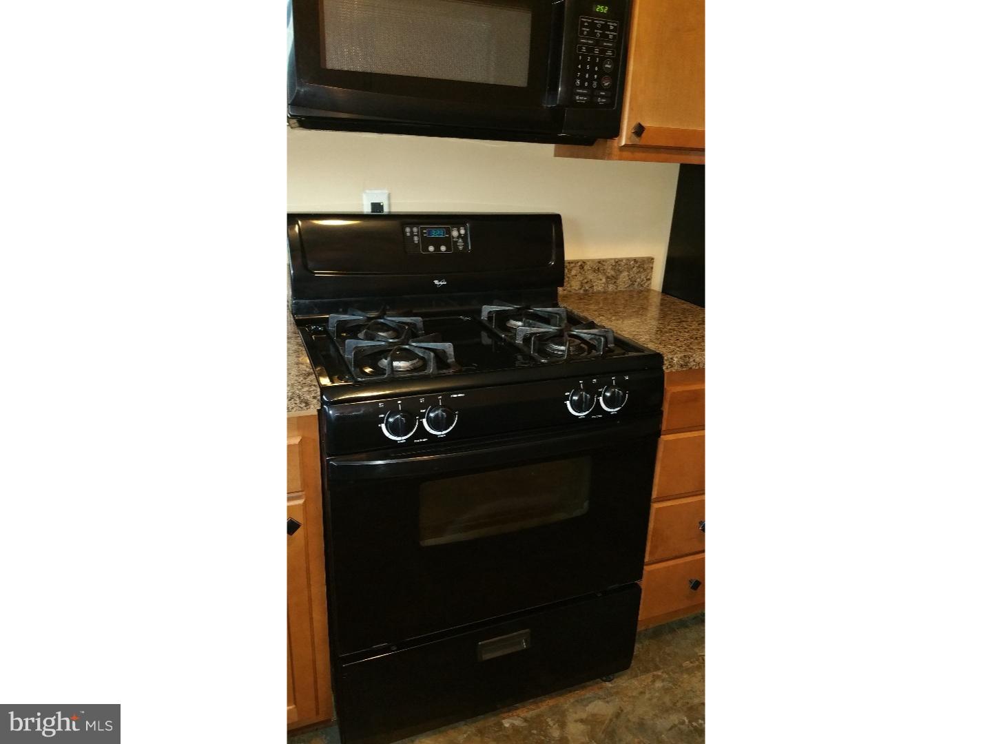 3734 Academy Road Philadelphia, PA 19154 - Photo 7 of 25 Kitchen