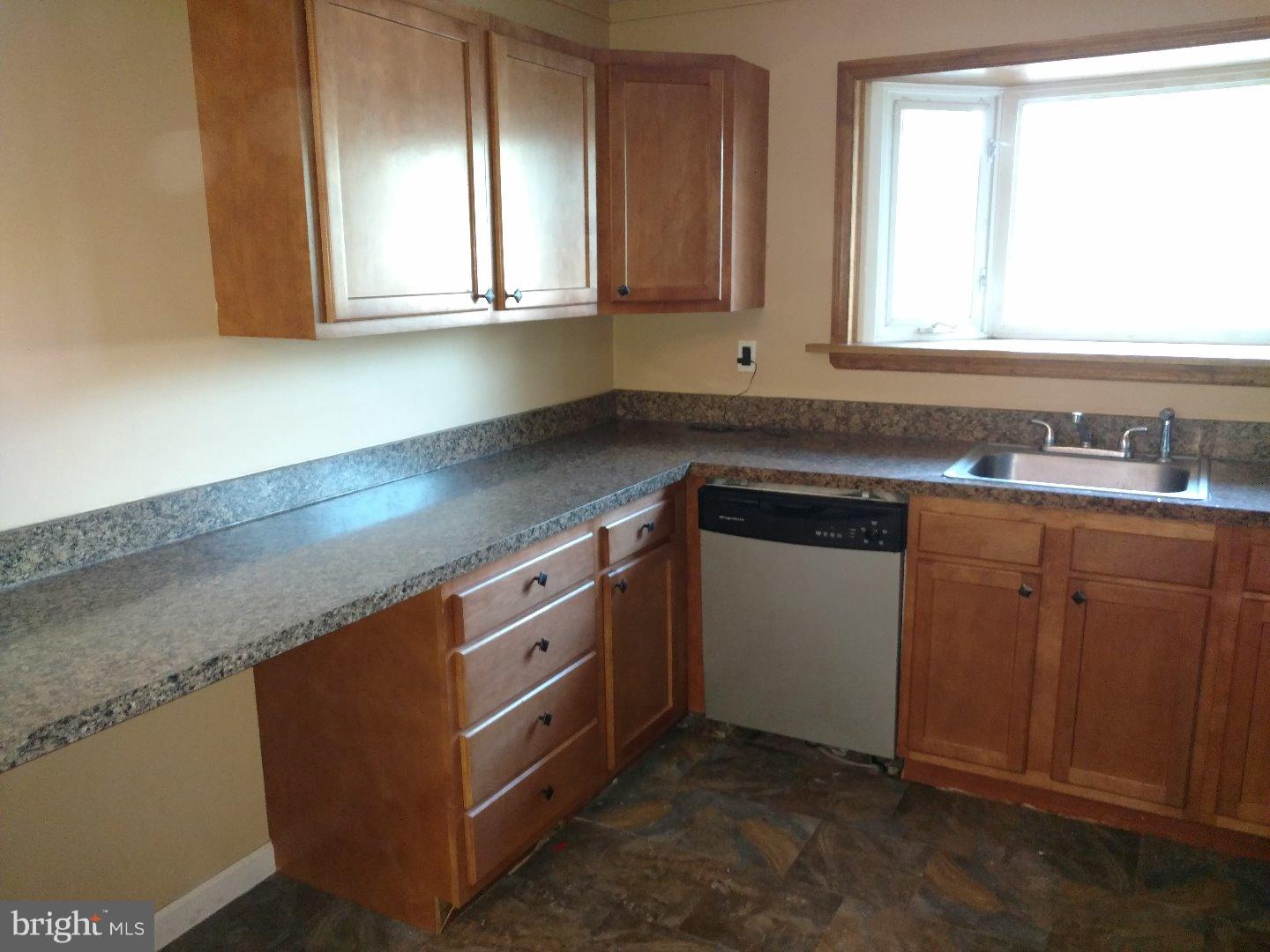 3734 Academy Road Philadelphia, PA 19154 - Photo 9 of 25 Kitchen