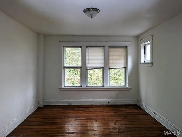 $79,900 | 311 Eichelberger Street, St. Louis, MO 63111