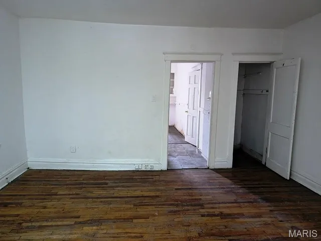 $79,900 | 311 Eichelberger Street, St. Louis, MO 63111