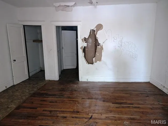 $79,900 | 311 Eichelberger Street, St. Louis, MO 63111