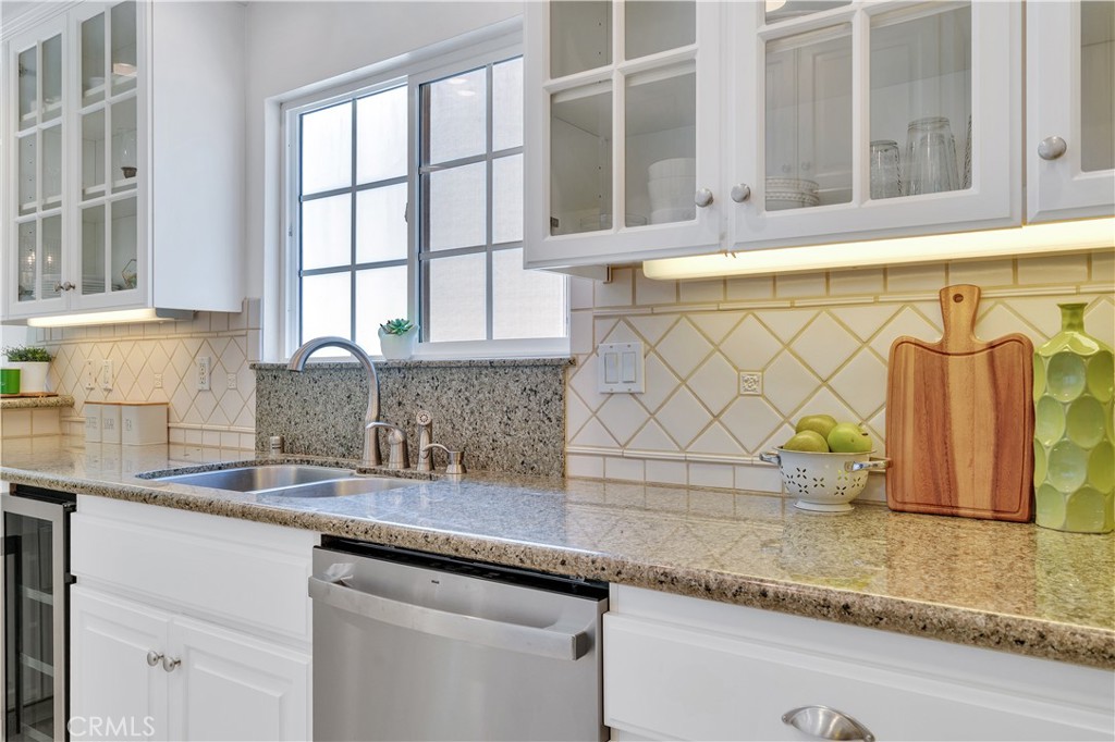 1713 Carlson Lane Redondo Beach, CA 90278 - Photo 15 of 34