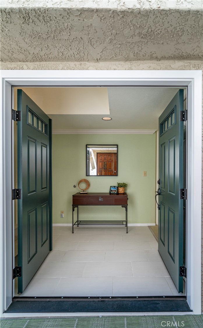 1713 Carlson Lane Redondo Beach, CA 90278 - Photo 3 of 34