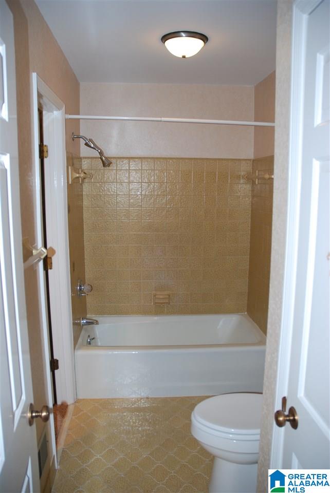 4972 Meadow Brook Road Birmingham, AL 35242 - Photo 16 of 34