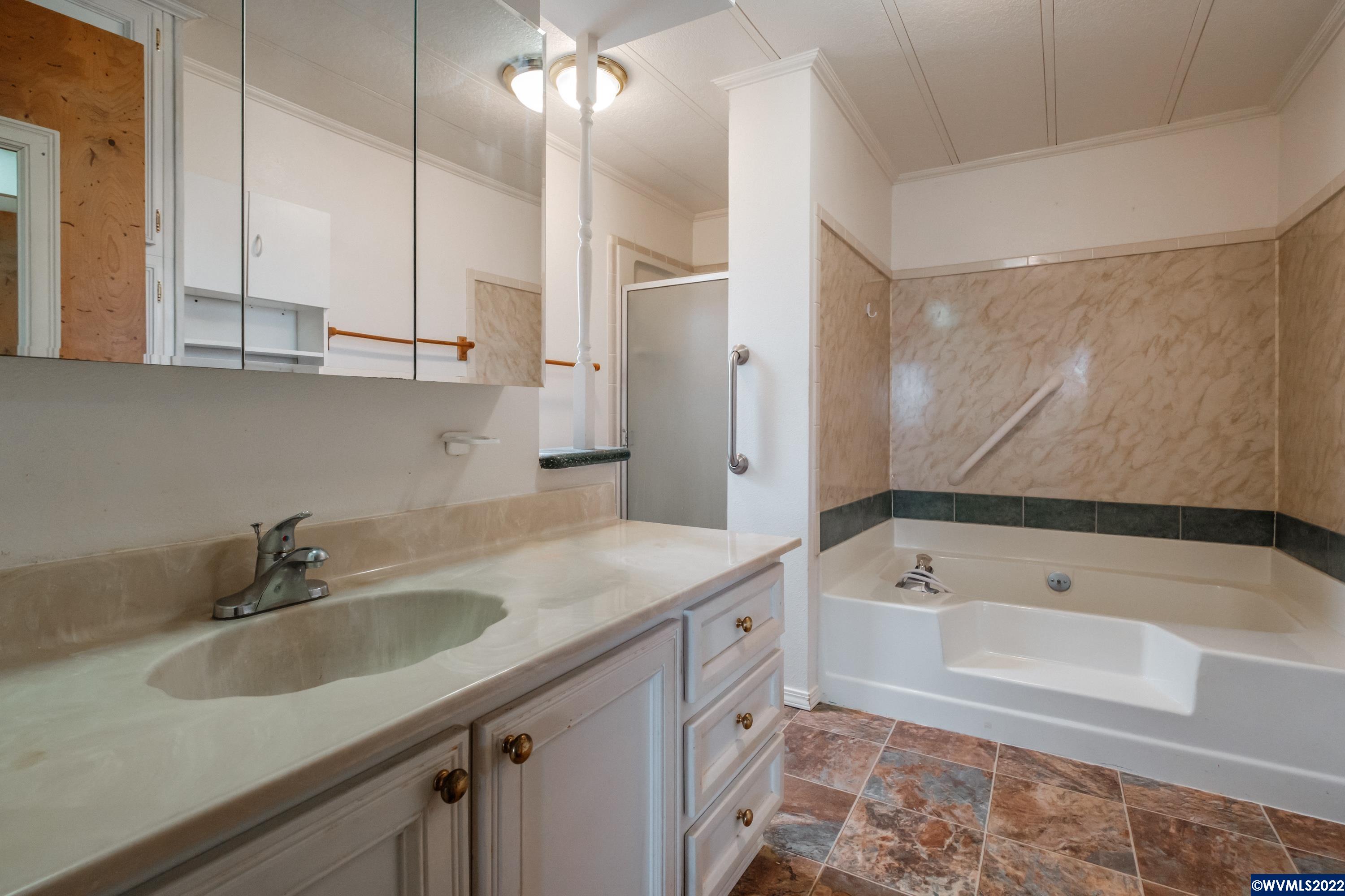 5422 Portland Road Northeast, Unit 140 Salem, OR 97305 - Photo 37 of 42