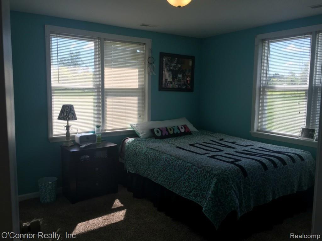 7065 Frith Road St. Clair, MI 48079 - Photo 10 of 19