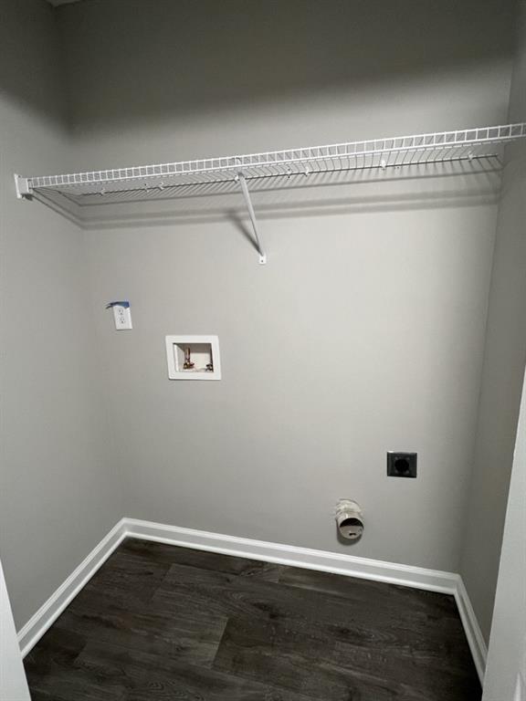 1035 Seasons Parkway Norcross, GA 30093 - Photo 9 of 22 a view of a room with wooden floor