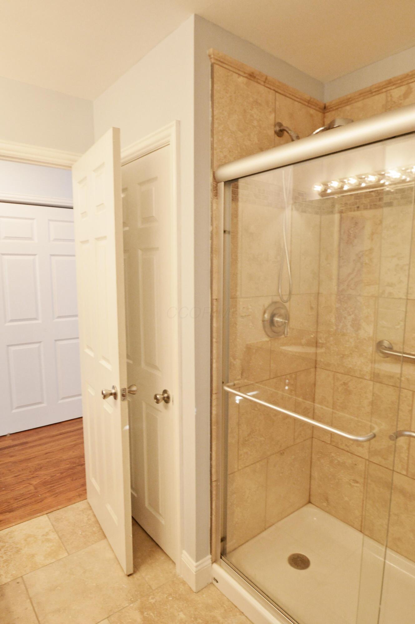 5138 Roberts Road Hilliard, OH 43026 - Photo 24 of 35 Primary Bathroom C