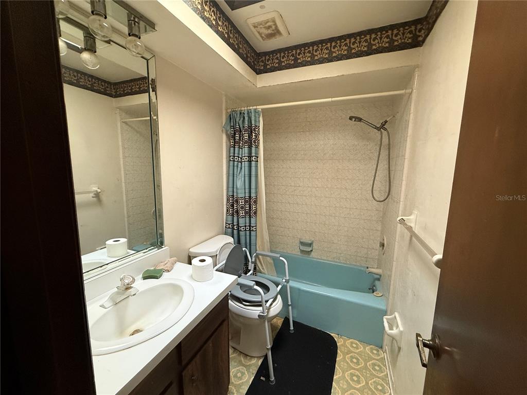 3412 Lake Stanley Road Orlando, FL 32818 - Photo 19 of 21