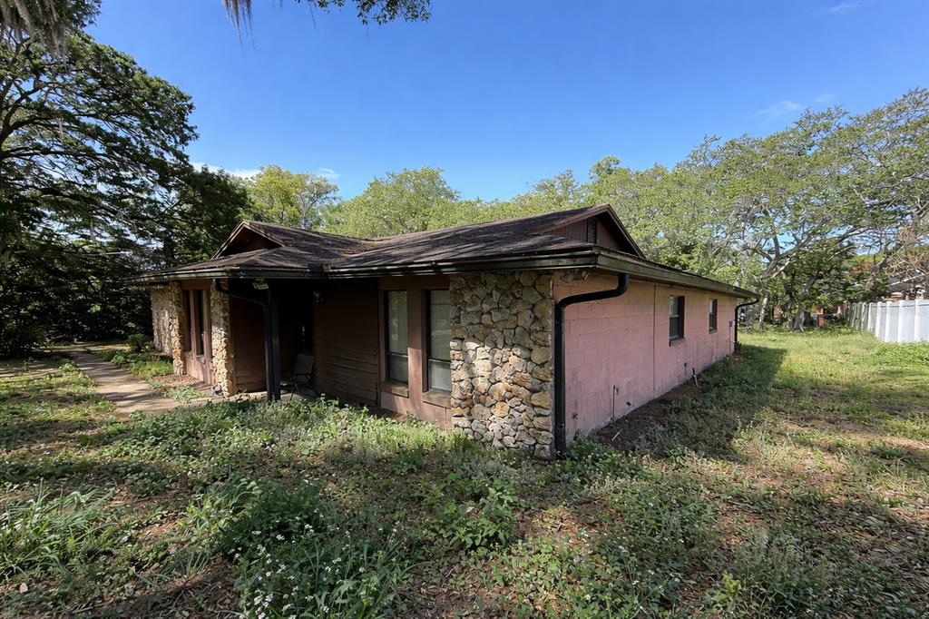 3412 Lake Stanley Road Orlando, FL 32818 - Photo 4 of 21