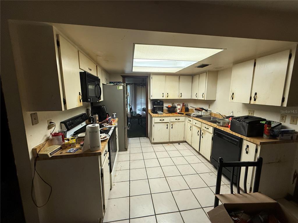 3412 Lake Stanley Road Orlando, FL 32818 - Photo 8 of 21