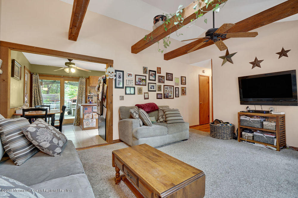 64 Mallard Road Bayville, NJ 08721 - Photo 8 of 29 012_dsc01121-dsc01125
