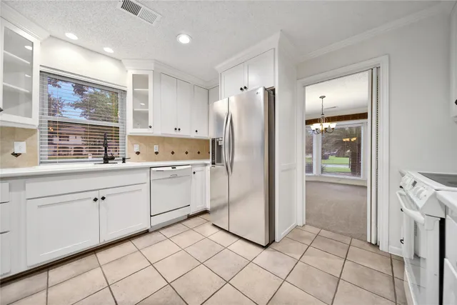 $335,000 | 19431 Joanleigh Drive, Spring, TX 77388